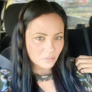 Meet your Posher, Janine